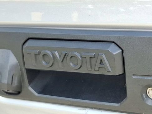 Used 2019 Toyota Tacoma SR5 RWD image 29