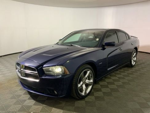 Used 2014 Dodge Charger R/T w/ Wheels & Tunes Group image 5