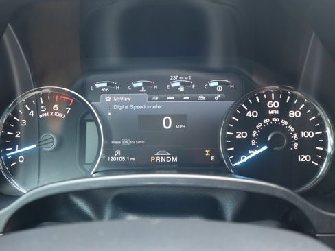 Used 2018 Ford F150 Platinum w/ Equipment Group 701A Luxury AWD/4WD image 17