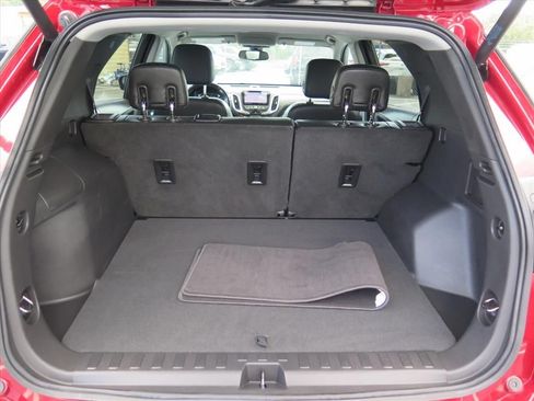 Used 2020 Chevrolet Equinox Premier FWD image 17
