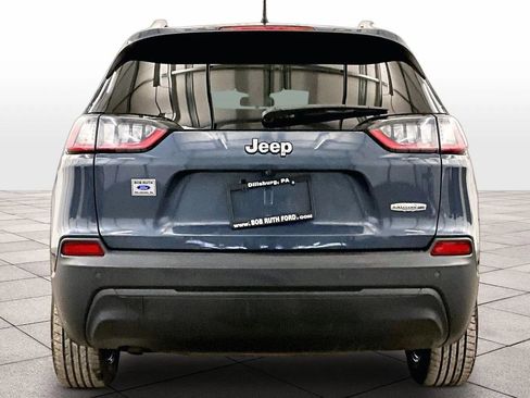 Used 2020 Jeep Cherokee Latitude Plus image 5