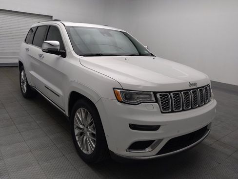 Used 2018 Jeep Grand Cherokee Summit AWD/4WD image 13