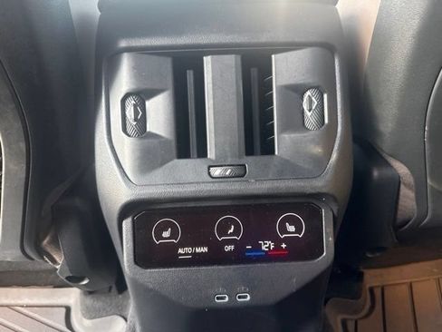 Used 2025 BMW X3 xDrive30i w/ Premium Package AWD/4WD image 10
