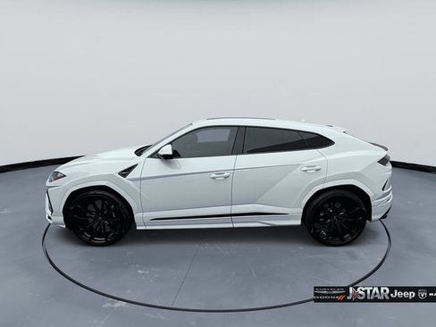 Used 2022 Lamborghini Urus image 7