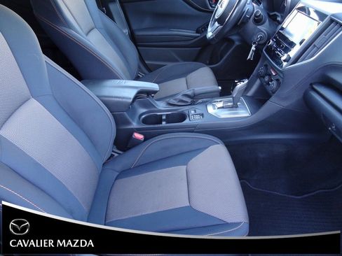 Used 2019 Subaru Crosstrek 2.0i Premium w/ Eyesight System image 16