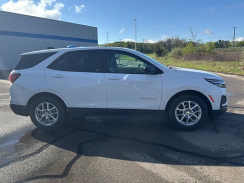 Used 2023 Chevrolet Equinox LS w/ LS Convenience Package FWD image 7