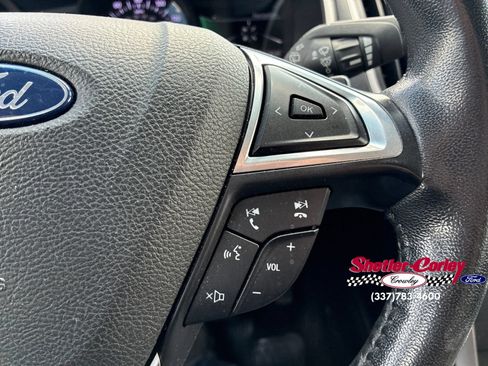Used 2018 Ford Edge SEL w/ Equipment Group 201A FWD image 18