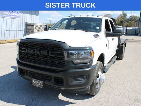 Used 2024 RAM 3500 Tradesman AWD/4WD image 3