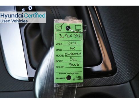 Certified 2025 Hyundai Elantra Sport image 36