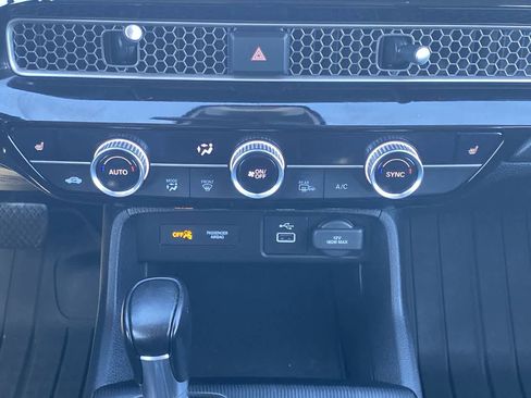 Used 2022 Honda Civic EX-L image 18