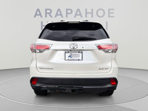 Used 2016 Toyota Highlander XLE AWD/4WD image 4