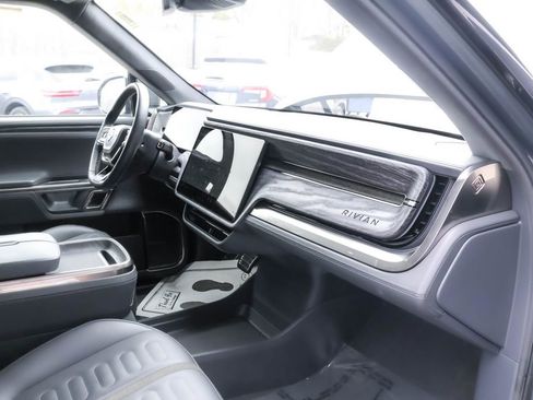 Used 2022 Rivian R1S Launch Edition AWD/4WD image 29
