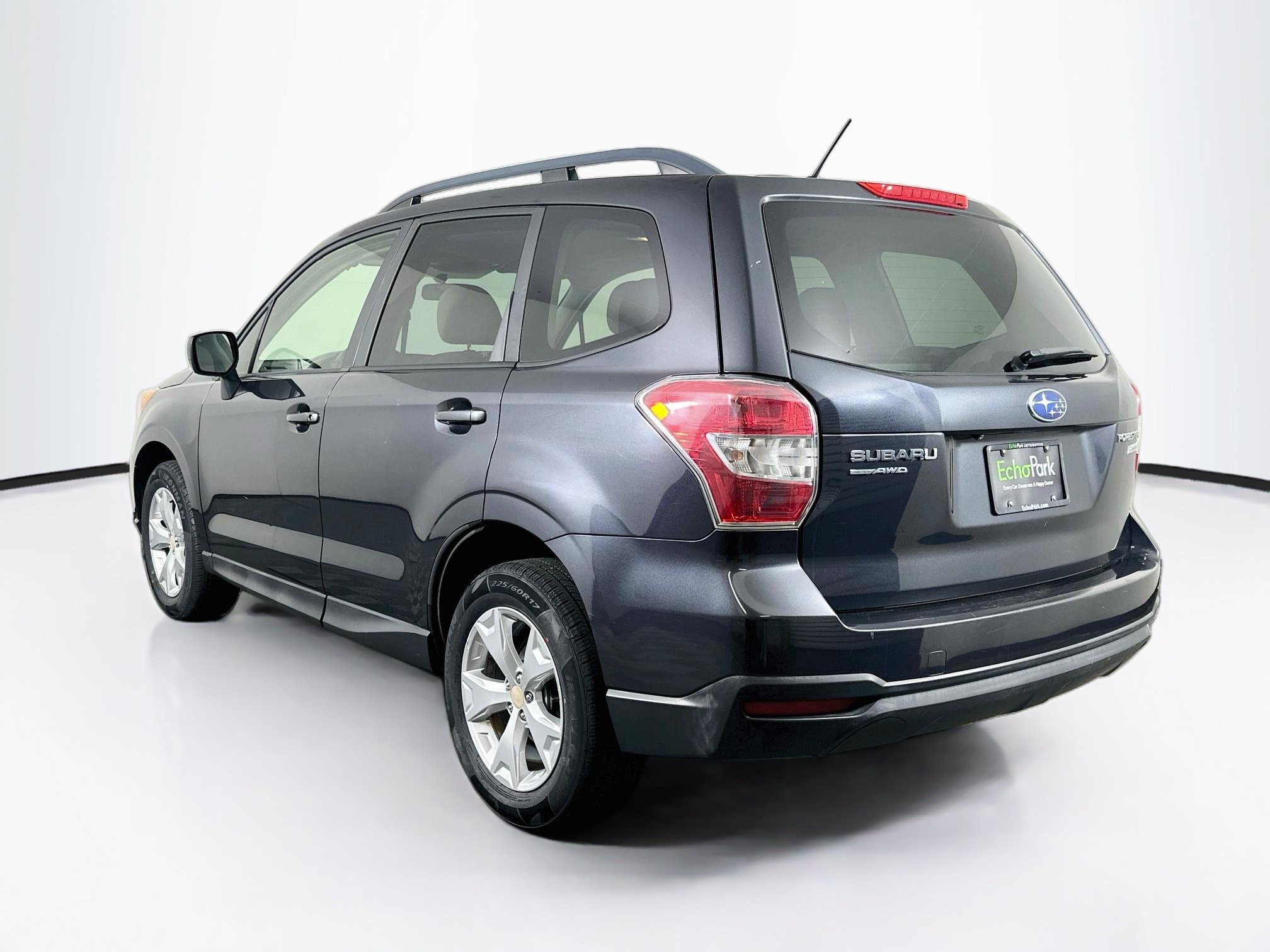 Used 2015 Subaru Forester 2.5i Premium w/ All-Weather Package AWD/4WD image 5