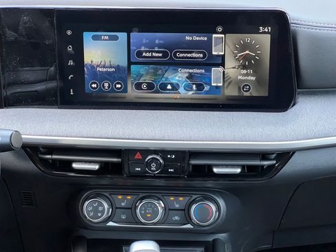 New 2026 Nissan Kicks SV image 18