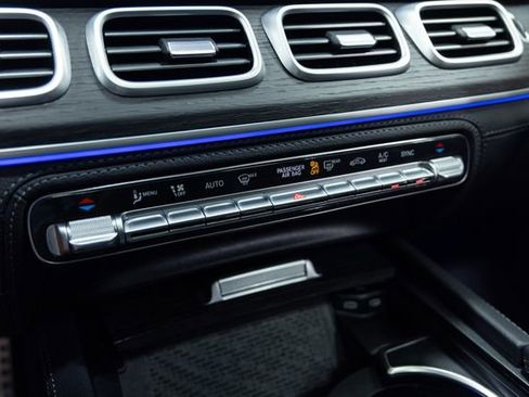 Used 2024 Mercedes-Benz GLE 53 AMG 4MATIC Coupe image 19