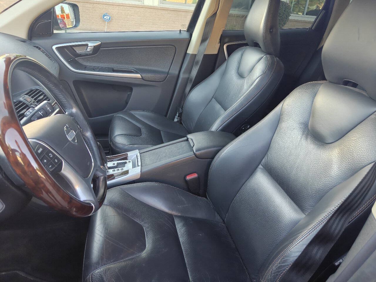 Used 2012 Volvo XC60 3.2 AWD/4WD image 10