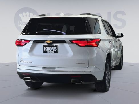 Used 2023 Chevrolet Traverse Premier AWD/4WD image 10