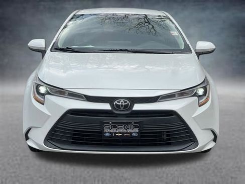 Used 2023 Toyota Corolla LE image 23