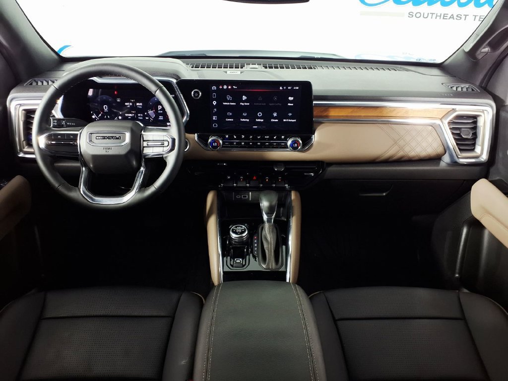 Used 2024 GMC Canyon Denali AWD/4WD image 8