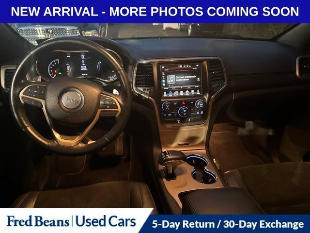Used 2015 Jeep Grand Cherokee Altitude AWD/4WD image 10