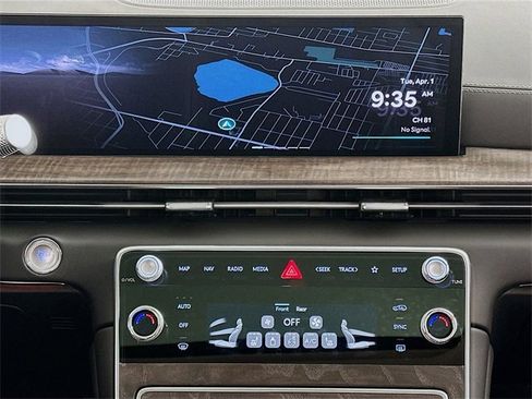 Certified 2025 Genesis GV80 2.5T Select image 15