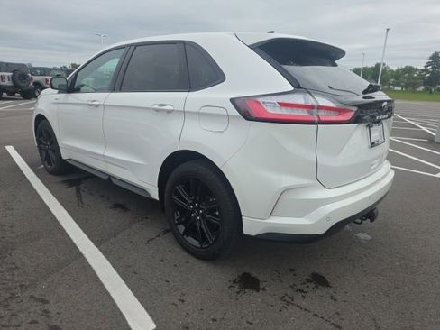 Used 2023 Ford Edge ST-Line w/ Class II Trailer Tow Package AWD/4WD image 15
