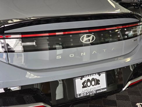 New 2026 Hyundai Sonata Limited FWD image 12