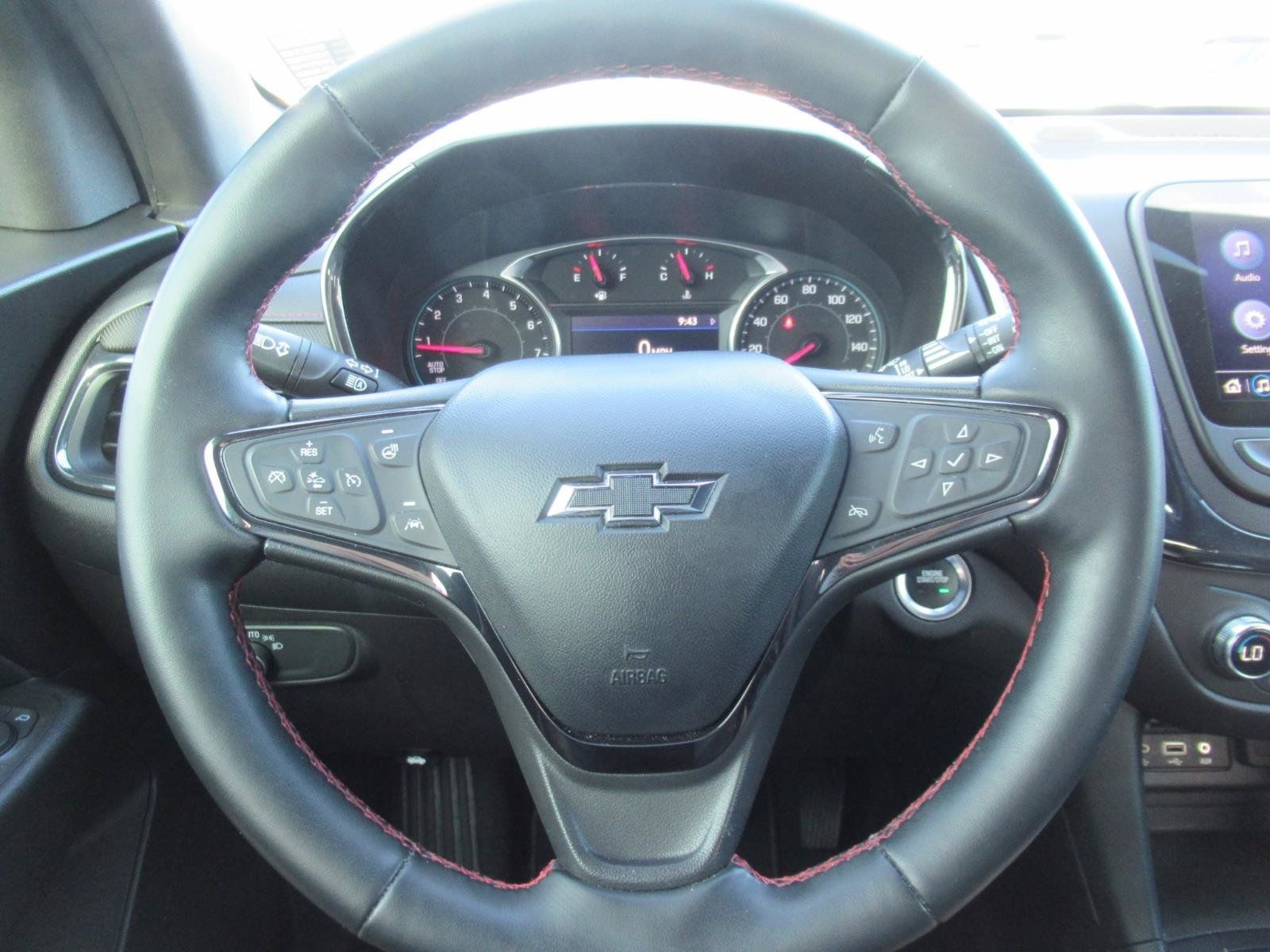Certified 2023 Chevrolet Equinox RS FWD image 23