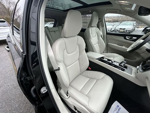 New 2025 Volvo XC60 T8 Plus w/ Climate Package image 15