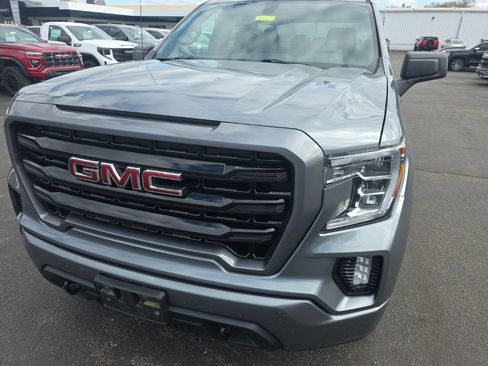 Used 2019 GMC Sierra 1500 Elevation w/ Elevation Value Package AWD/4WD image 3