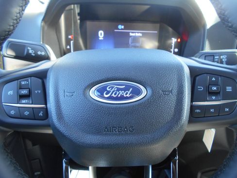 New 2025 Ford Ranger XLT w/ FX4 Off-Road Package image 36