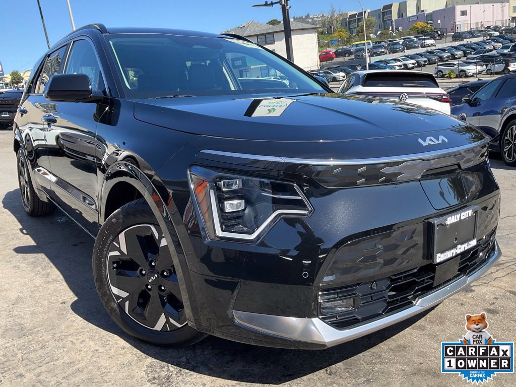 Used 2025 Kia Niro Wave FWD image 1