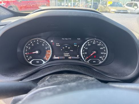Used 2023 Jeep Renegade Altitude w/ Convenience Group I AWD/4WD image 22