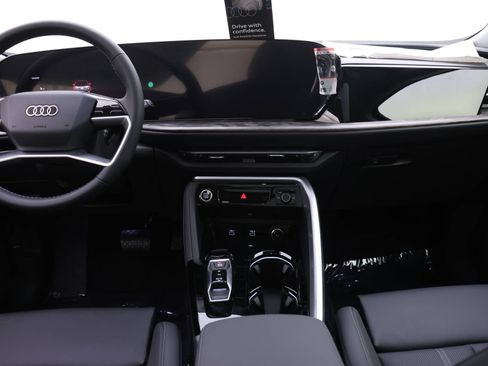 New 2025 Audi Q5 2.0T Premium Plus image 8