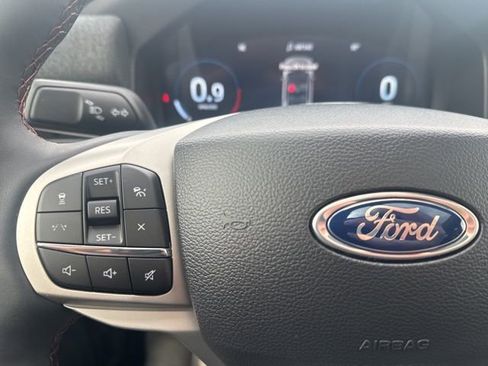 New 2026 Ford Explorer Active image 21