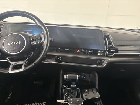 Used 2023 Kia Sportage EX image 21