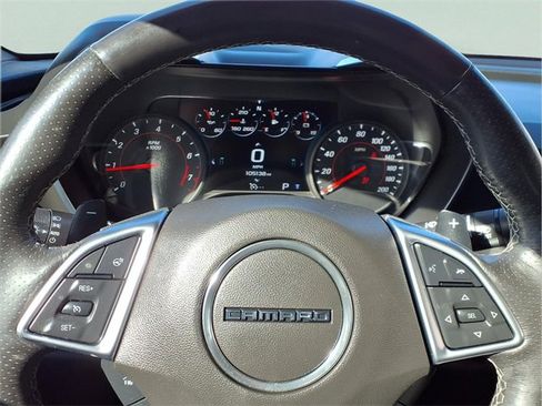 Used 2017 Chevrolet Camaro SS image 11