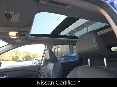 Certified 2023 Nissan Rogue Platinum w/ Platinum Premium Package AWD/4WD image 12