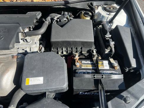 Used 2016 Toyota Camry SE image 35