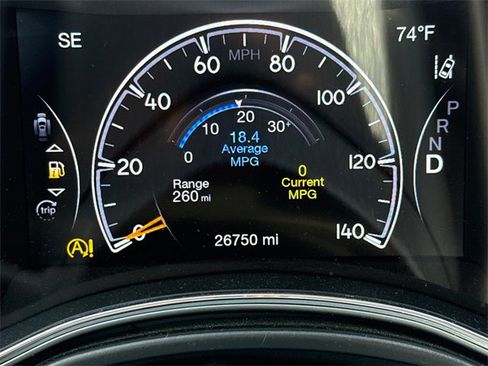 Used 2021 Jeep Grand Cherokee Laredo X image 26