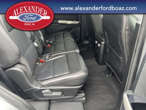 Certified 2024 Ford Explorer Limited image 17