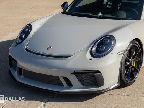 Used 2018 Porsche 911 GT3 RWD image 6