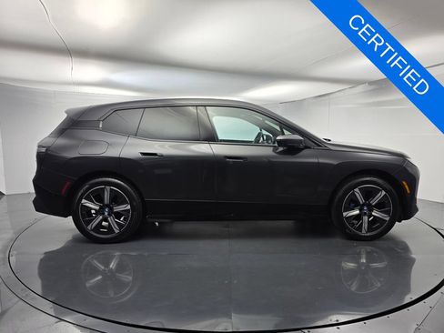 Used 2024 BMW iX xDrive50 w/ Premium Package AWD/4WD image 3