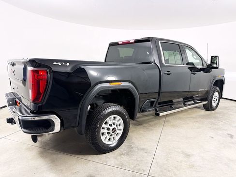 Used 2022 GMC Sierra 2500 SLE AWD/4WD image 8