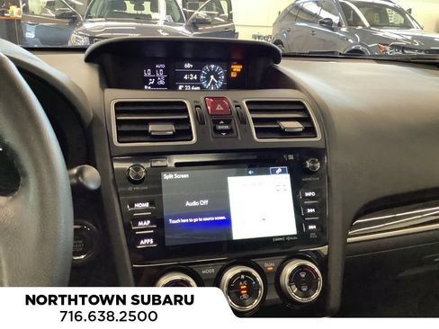 Used 2018 Subaru Forester 2.5i Touring AWD/4WD image 9