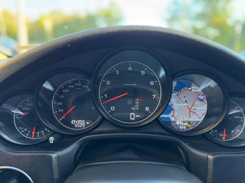 Used 2013 Porsche Panamera 4 Platinum Edition image 15