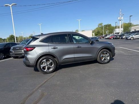 Used 2025 Ford Escape ST-Line FWD image 6