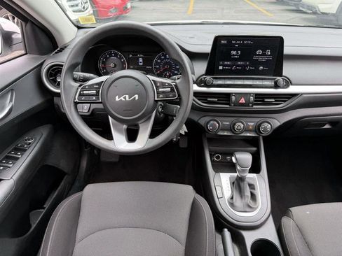 Used 2023 Kia Forte LXS FWD image 12