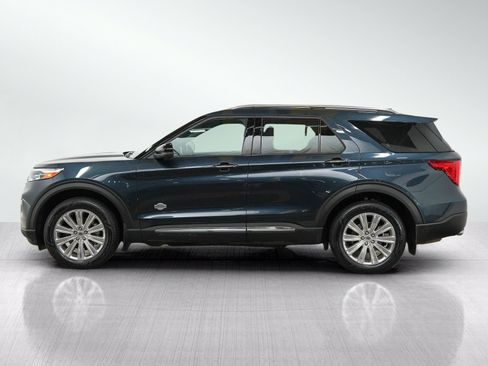 Used 2024 Ford Explorer King Ranch w/ Technology Package AWD/4WD image 2