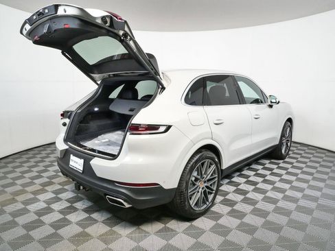 New 2026 Porsche Cayenne AWD/4WD image 29